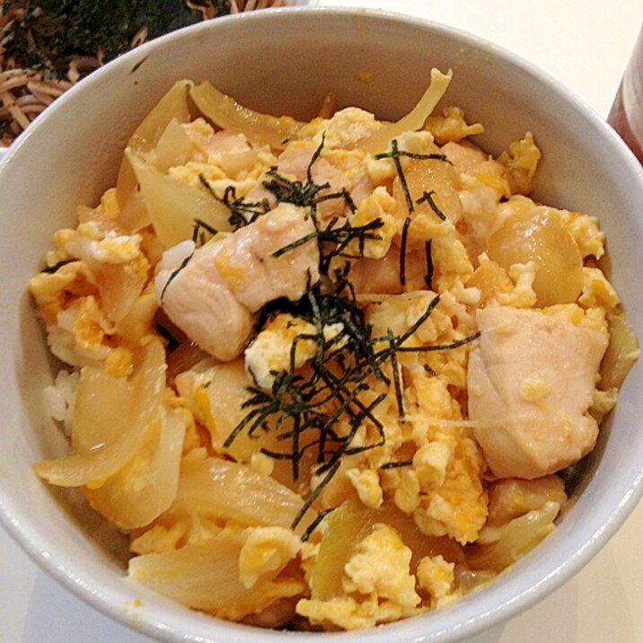 味染み玉ねぎの親子丼